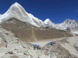 Everest Highest village Gorakshep 5,100m/16,732ft 