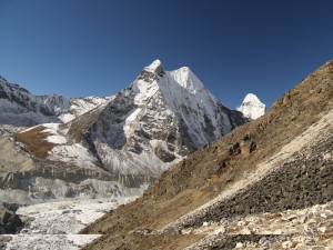 Island Peak (6,189m/20.305ft) 