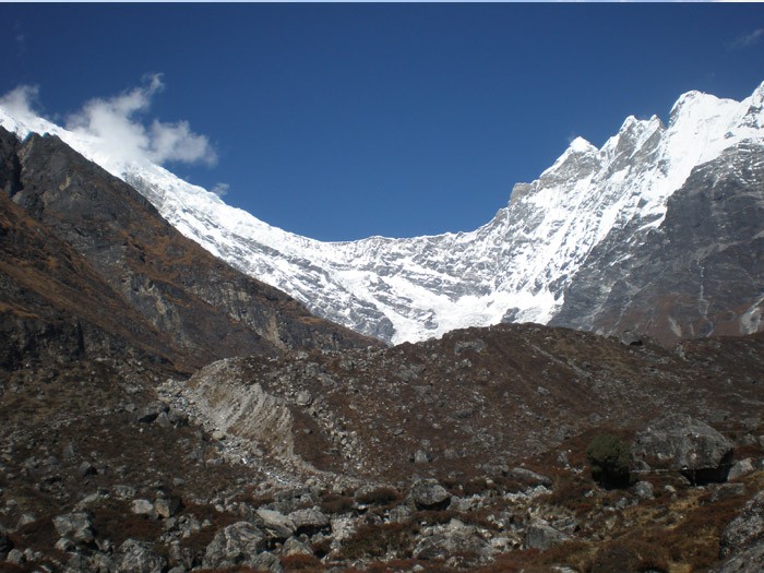 View of en route to Gonja La 